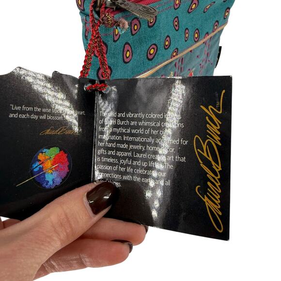 Laurel Burch Cross Body Bag NEW Cat Art To Wear Green Purse 9.5 x 12 in Cat Lady - Picture 6 of 11